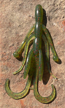 Load image into Gallery viewer, 6 Inch Alien Creature
